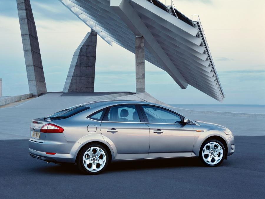  Ford Mondeo Hatchback 2007 года  (фото 11 из 30)